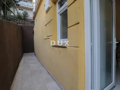 Studio apartman 26 m², Opatija - Centar, drugi red do mora - 12