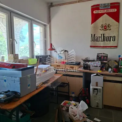 House 387 m², Mošćenica - quiet location and large yard - 5