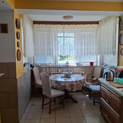 House 387 m², Mošćenica - quiet location and large yard - 18