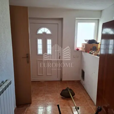House 387 m², Mošćenica - quiet location and large yard - 3