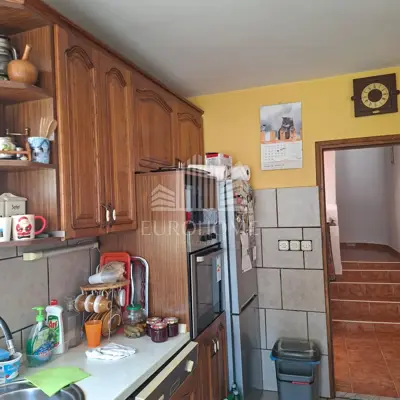 House 387 m², Mošćenica - quiet location and large yard - 10