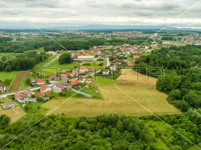Građevinsko zemljište 13.350 m², Dugo Selo - Centar