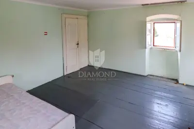 Haus mit Geschäftsraum im Zentrum von Grožnjan! - 18