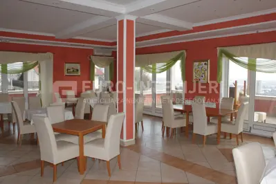 Poslovno-stambeni objekt 460 m², Podsused - Vrapče, panoramske terase - 9