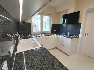 Kuća, Kaštela, 200 m², 1 495 000 € - 6