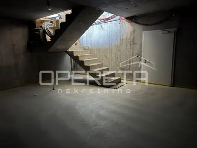 Commercial property for rent in Trešnjevka, 172 m² - 9