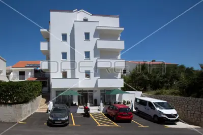 Hotel und Apartmenthaus, Pag, Stadtzentrum, 25 Einheiten