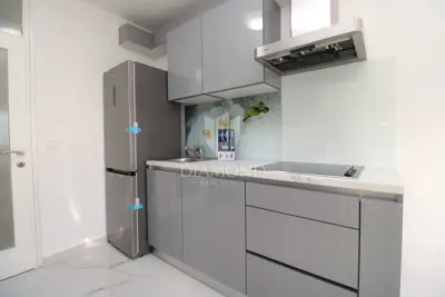 Stan 70 m², Rešetari - otvoren pogled i balkon - 5
