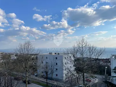 Apartment 70 m², Rešetari - open view and balcony