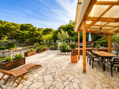 Kuća 230 m², Mali Lošinj - uz more i privatnost - 3