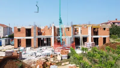 Kuća u nizu 137 m², Poreč okolica, vrt 170 m² - 2
