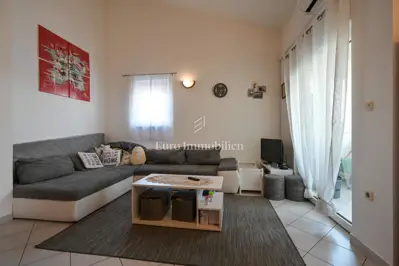 Apartment 70 m², Novigrad - quiet area, loggia and gallery - 4