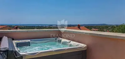 Ližnjan, Kuća s tri stana investicija u turizam - 2