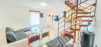 Ližnjan, Kuća s tri stana investicija u turizam - 5