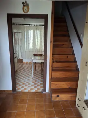 - Rakalj, kamena kuća sa dvije konobe - - 11