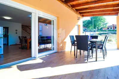 House 84 m², Poreč - pool and covered terrace - 16