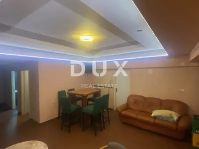 Haus 460 m², Jušići - 2 Wohnungen und 2 Gewerberäume - 11