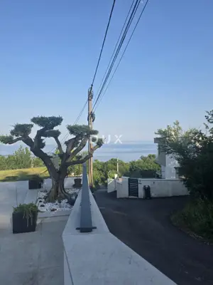 Villa 400 m², Poljane - sea view and pool - 9