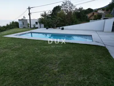 Villa 400 m², Poljane - sea view and pool - 10