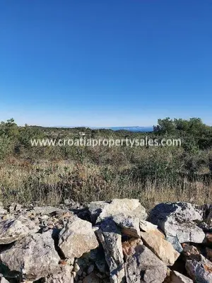 Land, Vis Island, 4 881 m², 58 000 € - 5