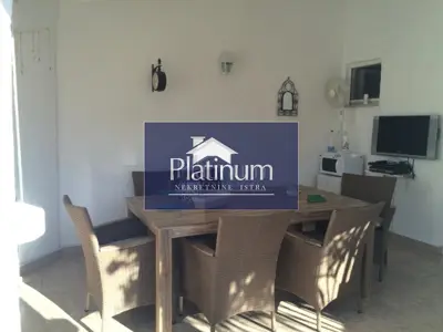 Apartman 80 m², Barbariga - 3 spavaće sobe i terasa 30 m²