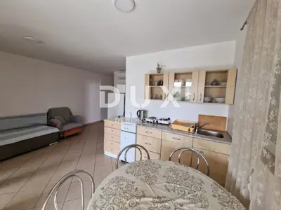 Apartment 40 m², Rovanjska - near the sea and parking space - 2