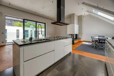 Zu verkaufen, Zagreb, Cvjetni Trg, Luxus-Penthouse, Garage - 4