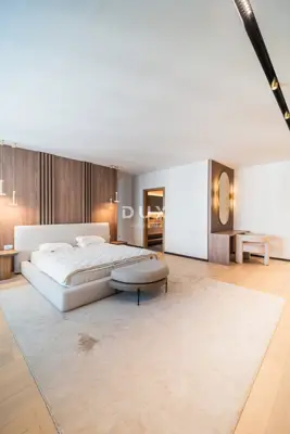Pula, center, 3-room penthouse, 287.18 m², sauna, parking - 14