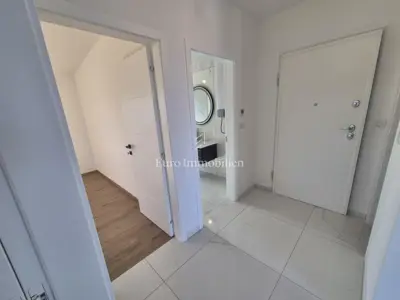 Apartment 77 m², Malinska na Krku, sea view and balcony - 13