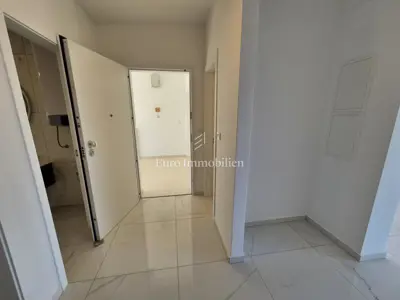 Apartment 77 m², Malinska na Krku, sea view and balcony - 14