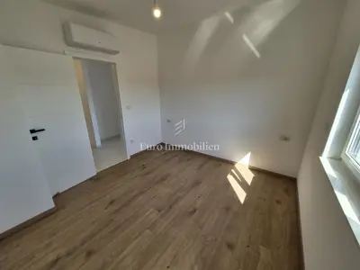 Apartment 77 m², Malinska na Krku, sea view and balcony - 20