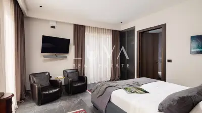 Villa 450 m², Rakotule - Pool, Jacuzzi und Sauna - 19