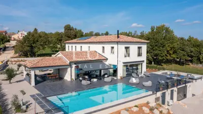 Villa 450 m², Rakotule - Pool, Jacuzzi und Sauna - 10