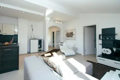 Wohnung 76 m², Poreč - renoviert und bezugsfertig - 21