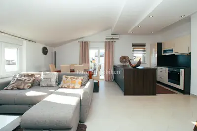 Wohnung 76 m², Poreč - renoviert und bezugsfertig