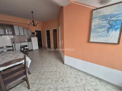 Apartment in Vodice - Blata, 350 m from the sea, garden and parking space - 3