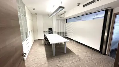 Gewerbefläche 311 m², Jaruščica, 2 Eingänge und 7 Büros - 5