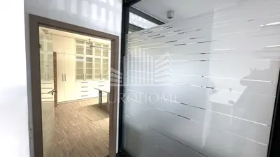 Gewerbefläche 311 m², Jaruščica, 2 Eingänge und 7 Büros - 15