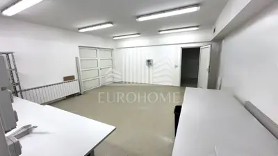 Gewerbefläche 311 m², Jaruščica, 2 Eingänge und 7 Büros - 11