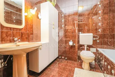 Stan 67 m², Rovinj centar - pogled na more i starogradsku jezgru - 10
