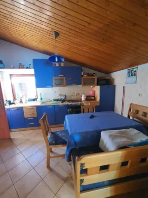 Kuća u Labinu, 3 stambene jedinice i garaža - 2