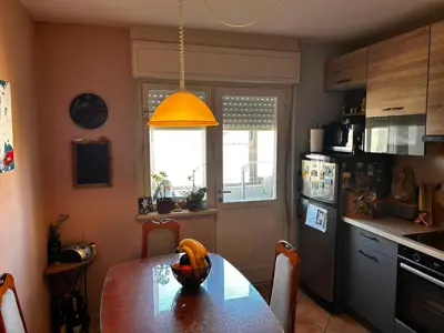 Stan 52 m², Veruda, Pula - 2 spavaće sobe i parkirno mjesto - 5