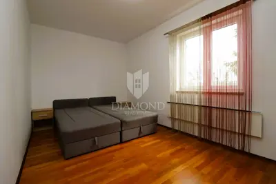 Stan 104,86 m², Poreč - dva stana i balkon - 14