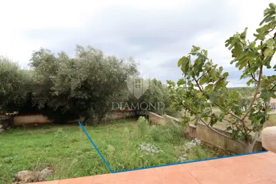Stan 104,86 m², Poreč - dva stana i balkon - 2