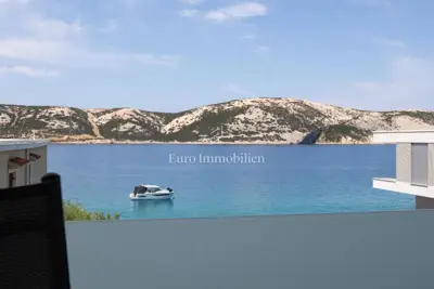 Prostrani penthouse u drugom redu do mora - otok Pag - 4