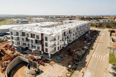 Stan 52,80 m², Umag - 800 m od mora i centra - 10