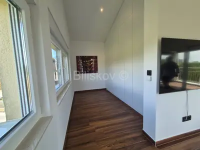 Srebrnjak, four-room duplex apartment 190 m², garage - 9