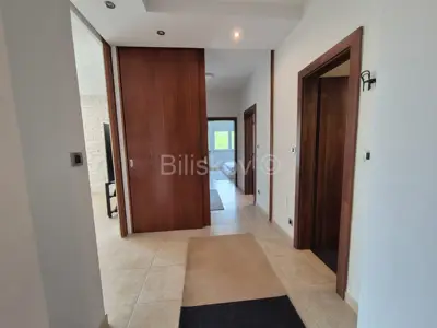 Srebrnjak, four-room duplex apartment 190 m², garage - 17