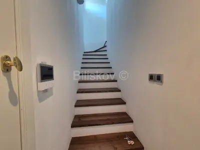 Srebrnjak, four-room duplex apartment 190 m², garage - 18