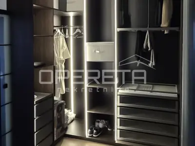 Luxury penthouse in Šibenik with rooftop terrace and jacuzzi - 5